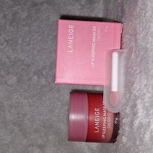 New Laneige Lip Sleeping Mask, Berry, full sized